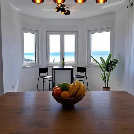 Fran Apartment *